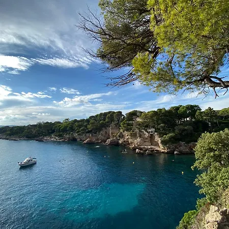 Charmingly Provencal In The Heart Of Old Apartment Antibes